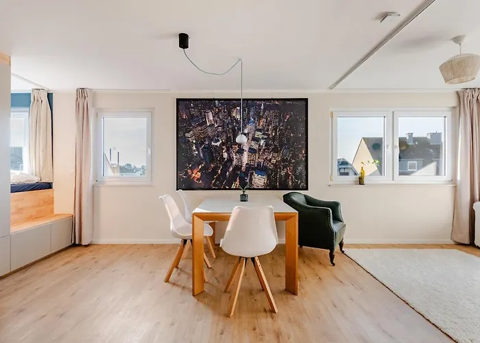 Charming Top-floor Apartment Düsseldorf